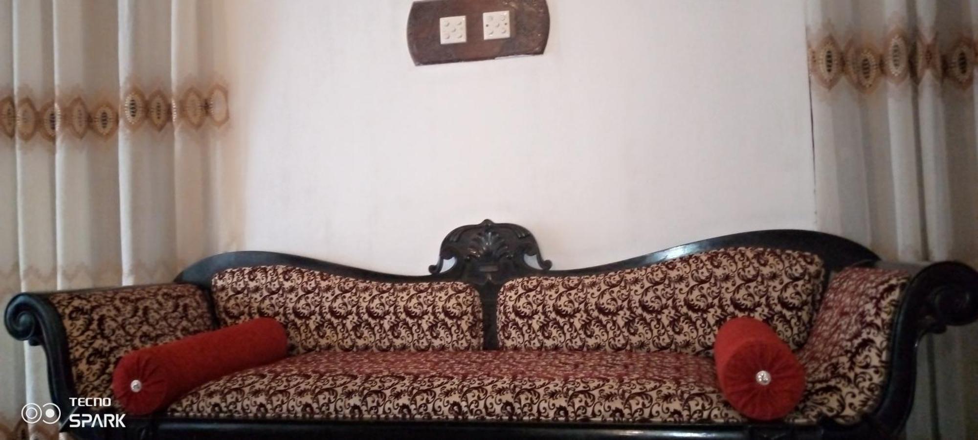 Desitha Family House Hotel Мириса Екстериор снимка
