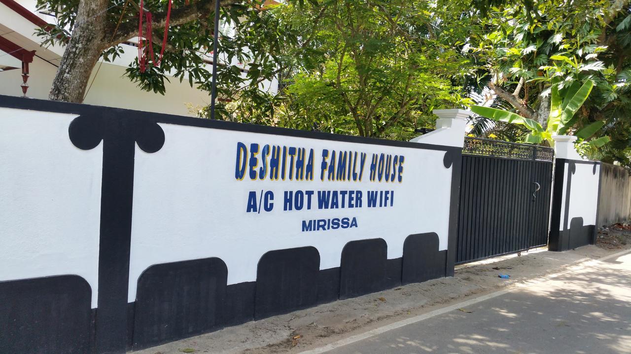 Desitha Family House Hotel Мириса Екстериор снимка